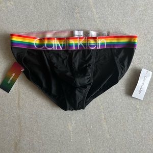 Calvin Klein The Pride Edit Black Large